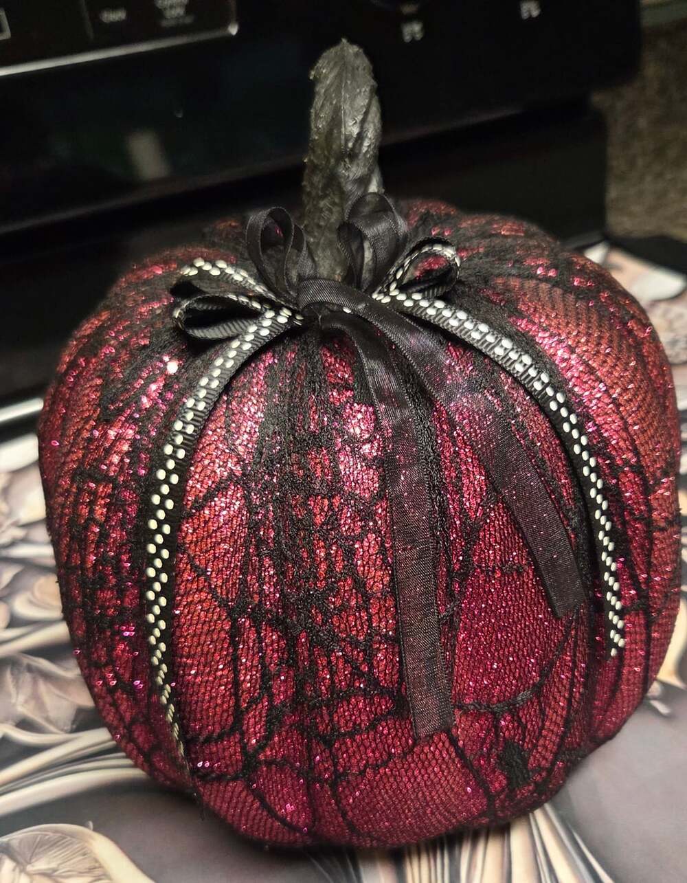 Decor Pumpkin Glitter Spiderweb Lace Red Black